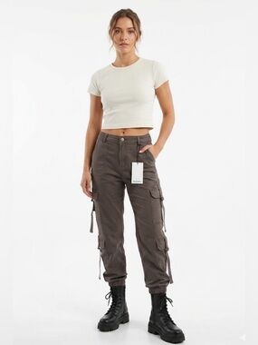 NWT Telepatia grey cargo jogger pants tons of pockets lightweight sz 11 waist 30